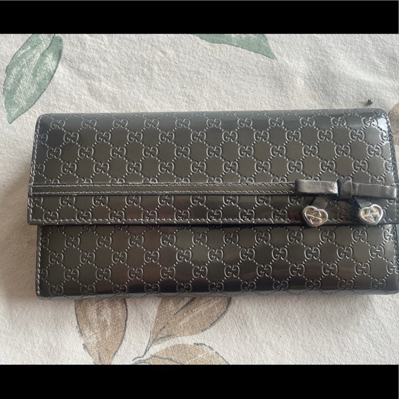 Gucci Wallet patent grey - Picture 1 of 12